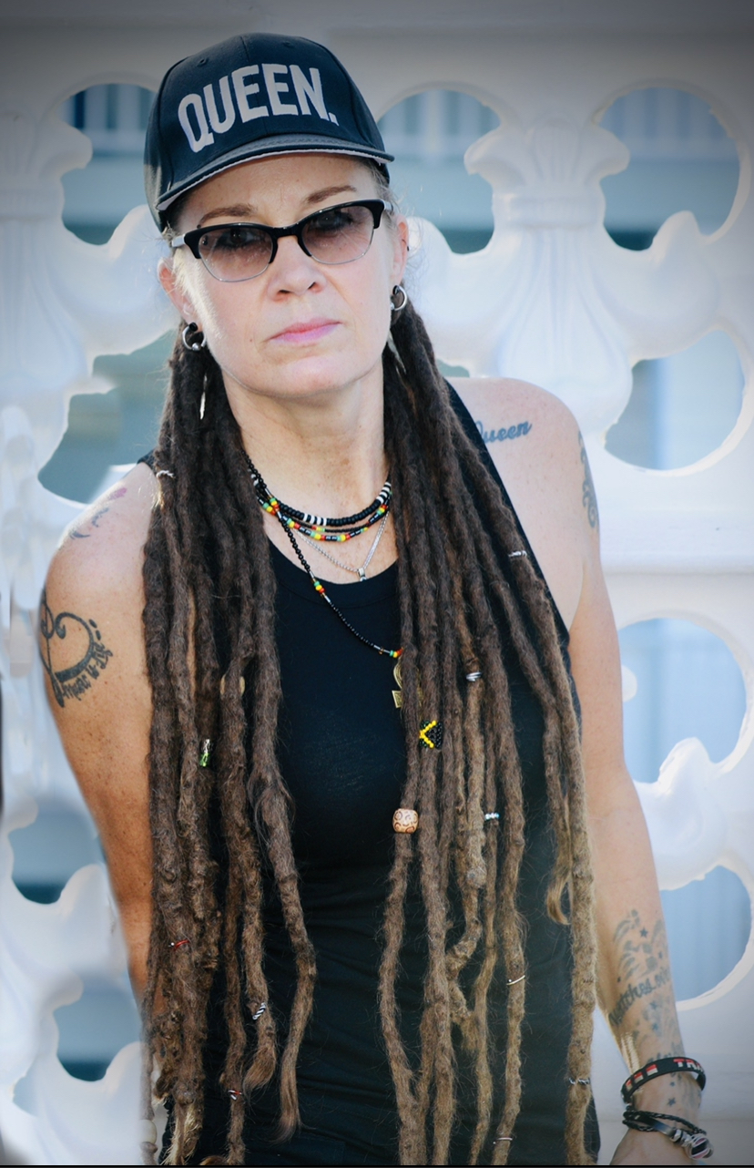 Queen Kelley B. band photo