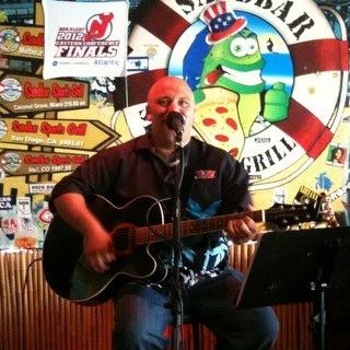Lucky Edward Entertainment band photo
