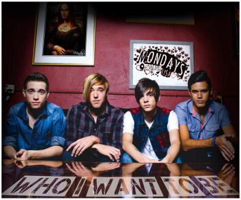 Monday's Mona Lisa band photo